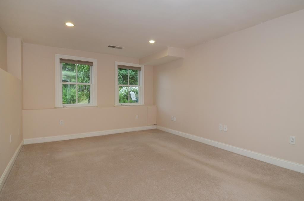 20 Jewett Road Beverly, MA 01915 - Photo 25 of 29 Gallery Image 25