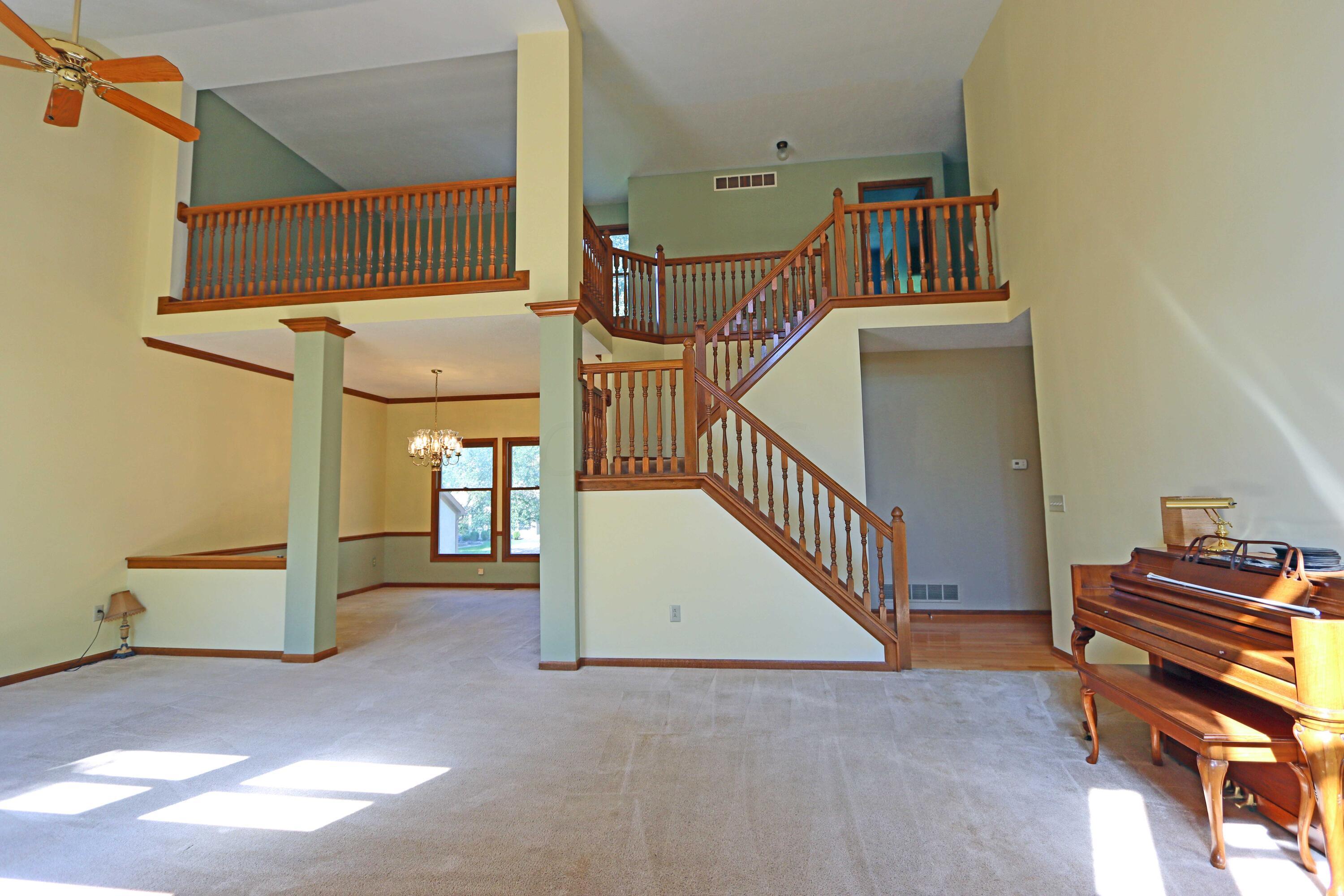 1127 Riva Place Columbus, OH 43230 - Photo 4 of 70 IMG_8176_edited-1