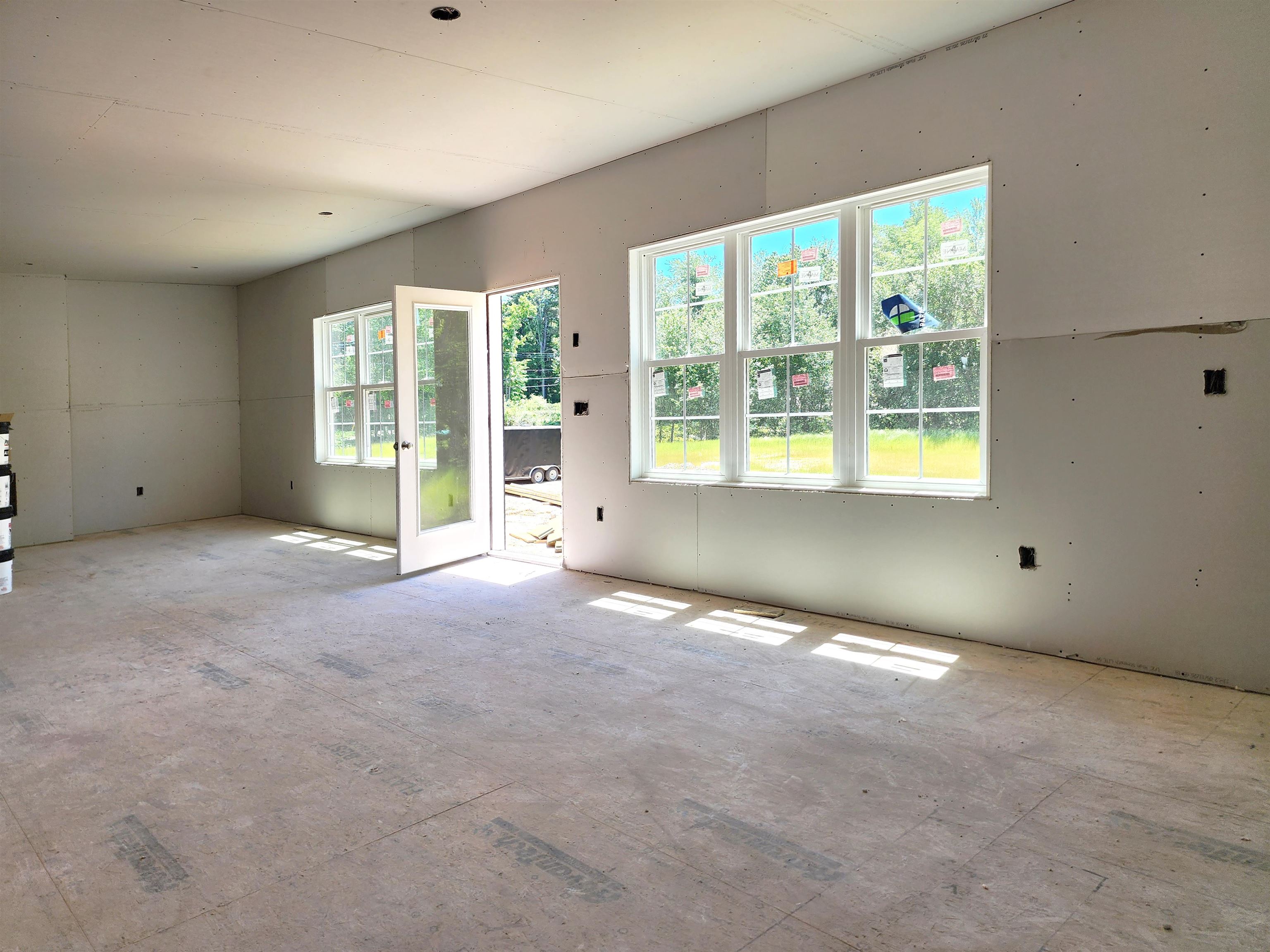 4 Campbell Way Windham, NH 03087 - Photo 13 of 24