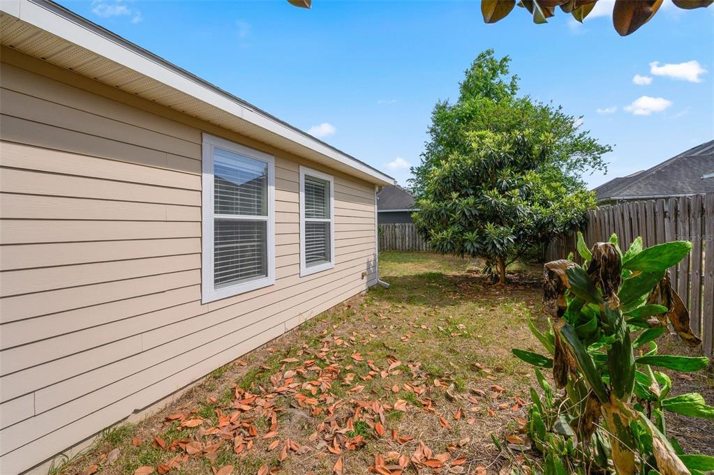 7486 Southwest 87th Terrace Gainesville, FL 32608 - Photo 40 of 44