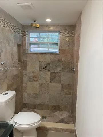 $170,000 | 7725 Carlyle Avenue, Unit 4, Miami Beach, FL 33141