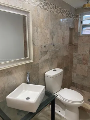 $170,000 | 7725 Carlyle Avenue, Unit 4, Miami Beach, FL 33141