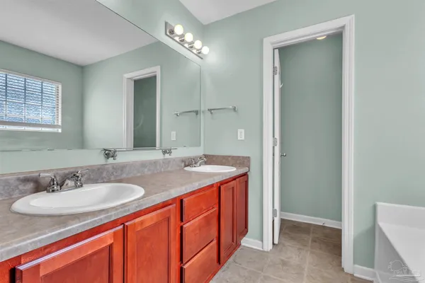 $265,000 | 176 Millet Circle, Gonzalez, FL 32533