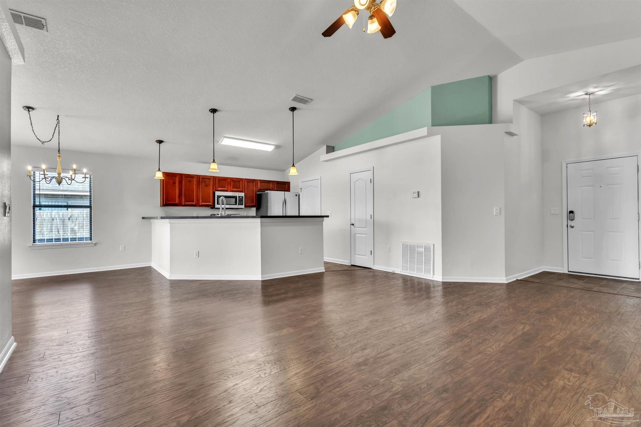 176 Millet Circle Gonzalez, FL 32533 - Photo 8 of 31