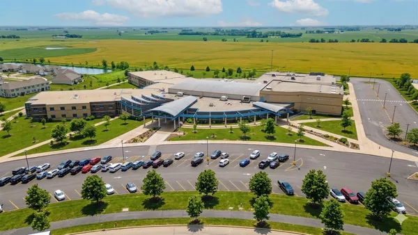 $399,900 | 2056 Deerpoint Lane, Yorkville, IL 60560