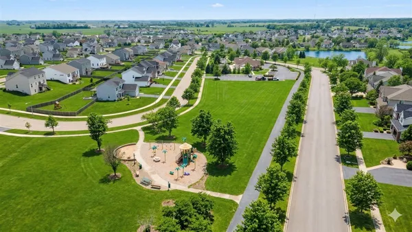 $399,900 | 2056 Deerpoint Lane, Yorkville, IL 60560