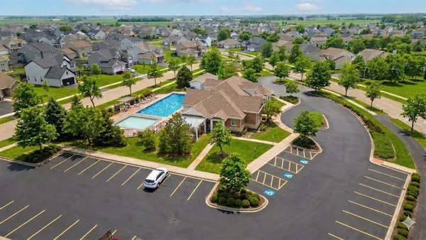 $399,900 | 2056 Deerpoint Lane, Yorkville, IL 60560