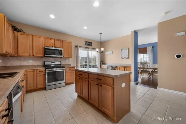 $399,900 | 2056 Deerpoint Lane, Yorkville, IL 60560