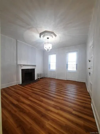$2,880 | Undisclosed Address | Woodlawn Heights