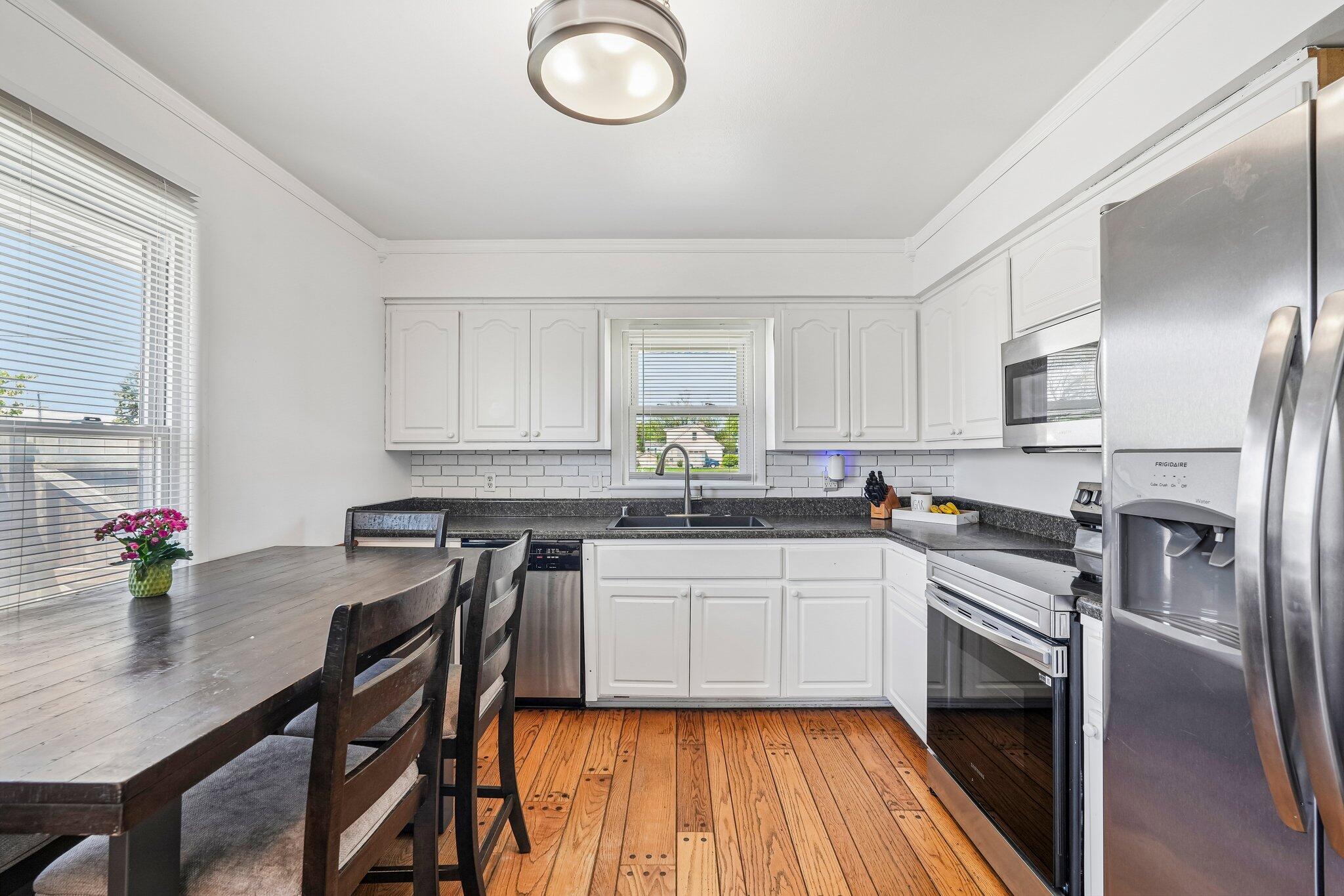3940 Lasalle Street Racine, WI 53402 - Photo 12 of 37 Kitchen