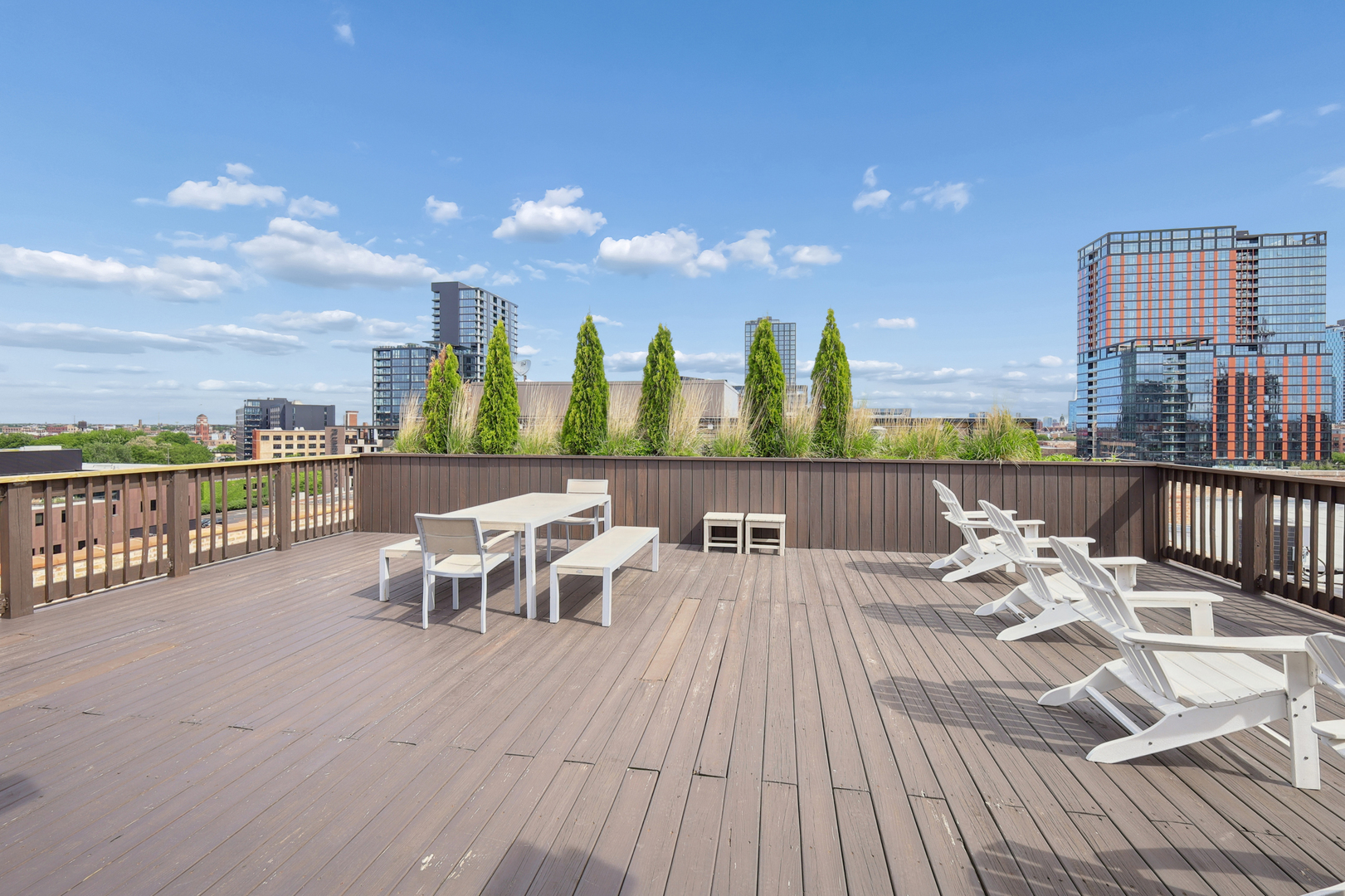 1327 West Washington Boulevard, Unit 4H Chicago, IL 60607 - Photo 18 of 22