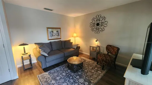 $118,500 | 840 Center Avenue, Unit 10, Daytona Beach, FL 32117