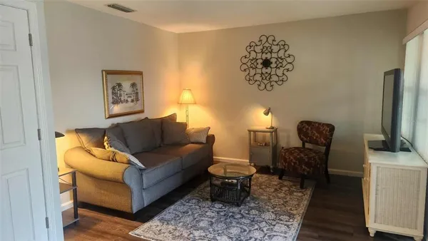 $114,900 | 840 Center Avenue, Unit 10, Daytona Beach, FL 32117