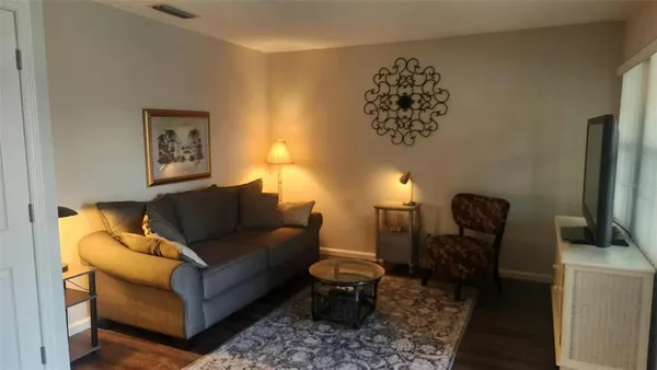 $114,900 | 840 Center Avenue, Unit 10, Daytona Beach, FL 32117