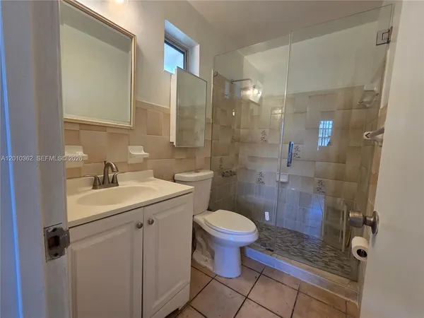 $1,500 | 11035 Southwest 56th Street, Unit B, Miami, FL 33165