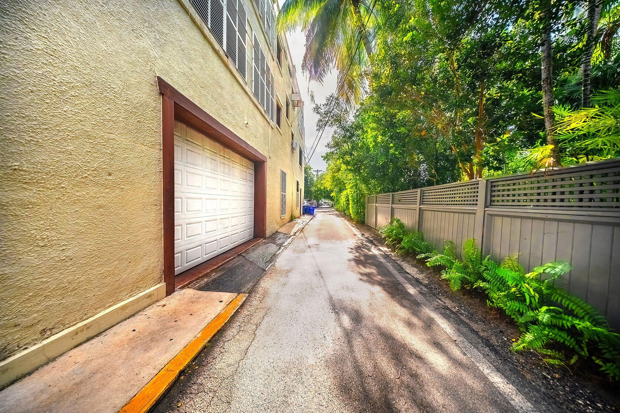 314 Simonton Street Key West, FL 33040 - Photo 25 of 32 a garden view with a seating space