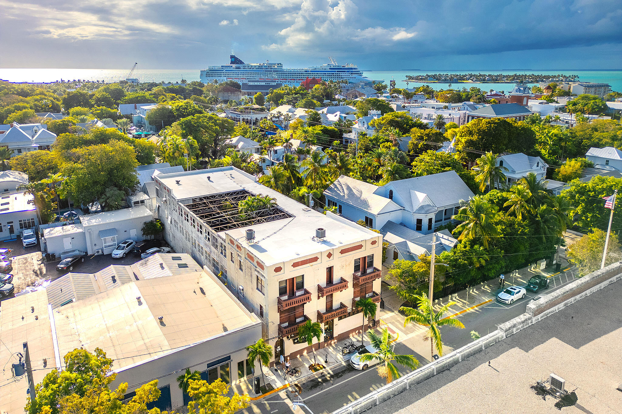 314 Simonton Street Key West, FL 33040 - Photo 29 of 32 an aerial view of residential houses with outdoor space