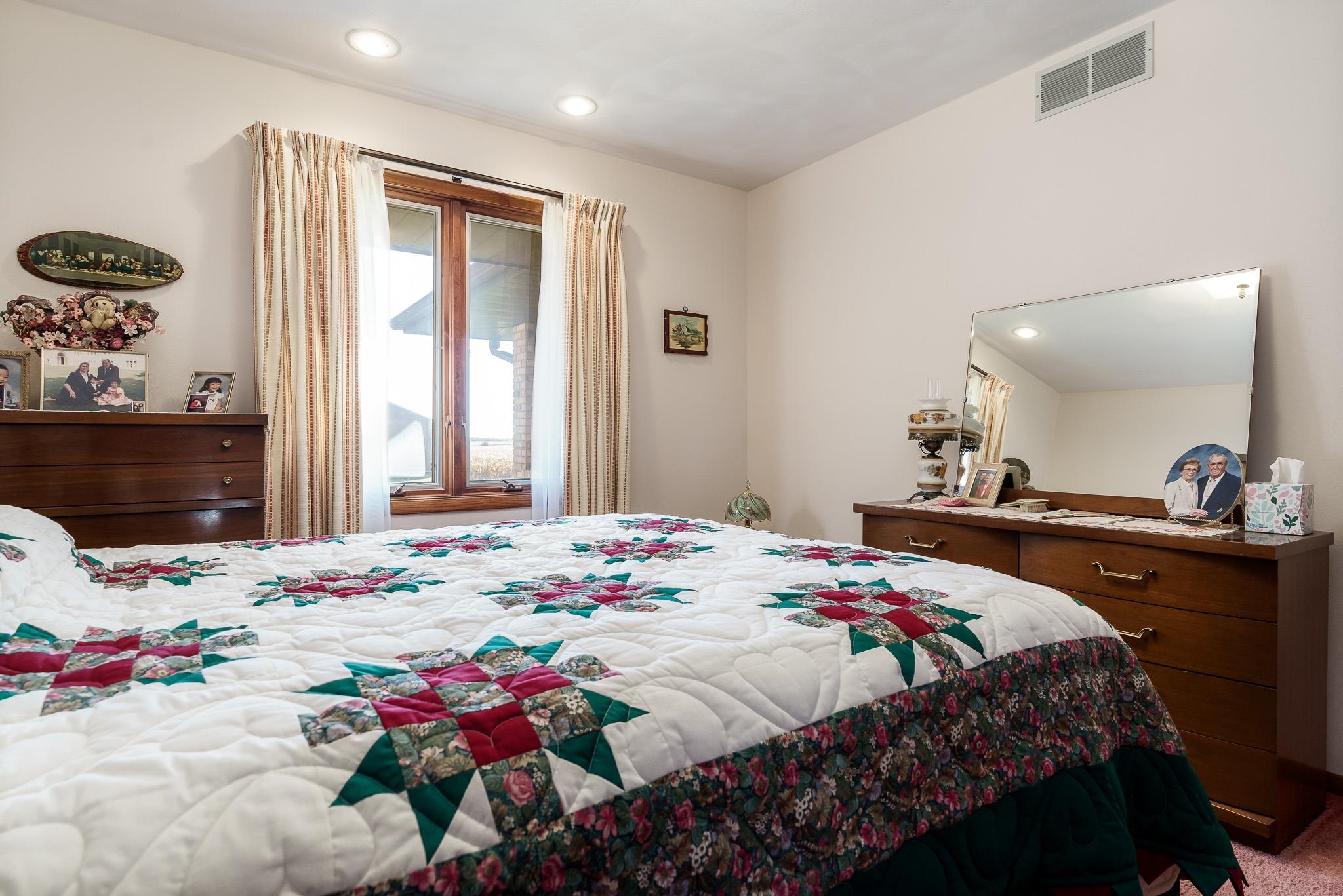 2051 Flora Church Road Kirkland, IL 60146 - Photo 32 of 65 Gallery Image 32