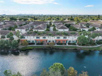 $515,000 | 163 Southwest 7th Street, Pompano Beach, FL 33060