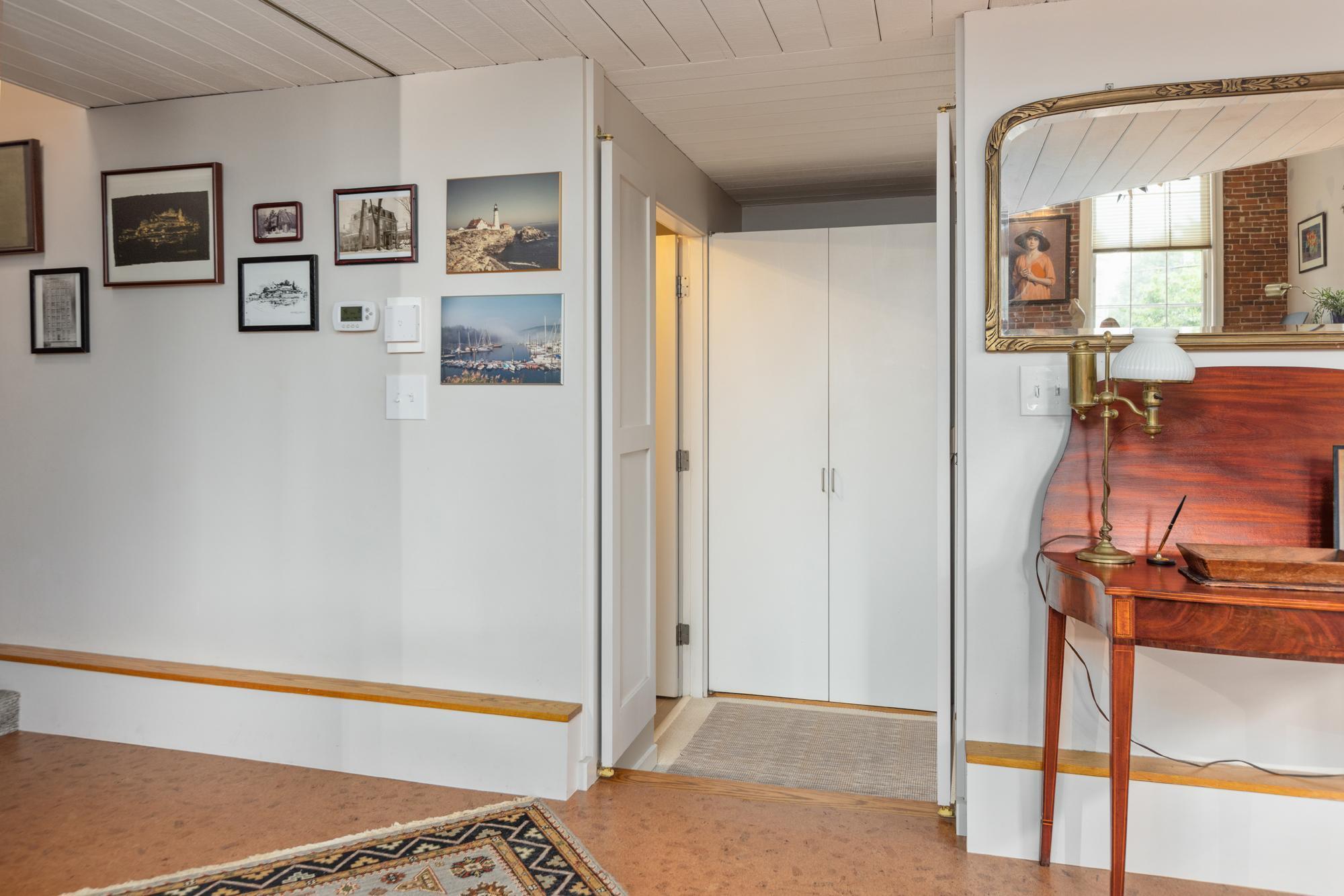 22 Carroll Street, Unit 4 Portland, ME 04102 - Photo 17 of 35 22 Carroll St._W5_030