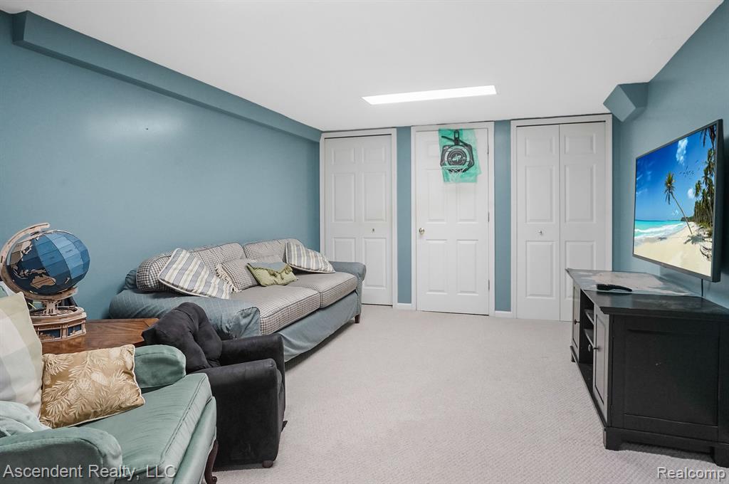 1663 Tacoma Drive Rochester Hills, MI 48306 - Photo 33 of 51