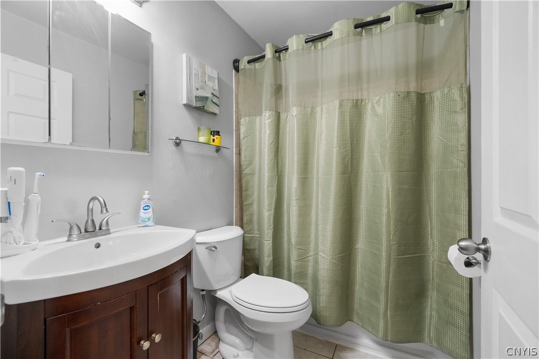 8193 Rizzo Drive Clay, NY 13041 - Photo 14 of 47