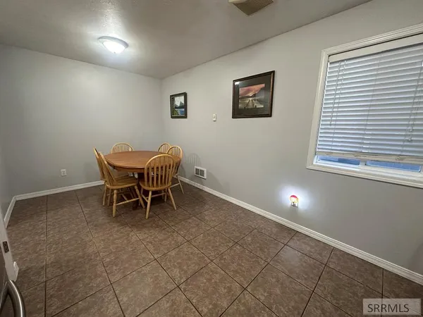 $1,600 | 414 Energy Drive, Idaho Falls, ID 83401