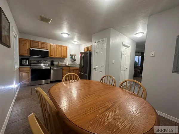 $1,600 | 414 Energy Drive, Idaho Falls, ID 83401