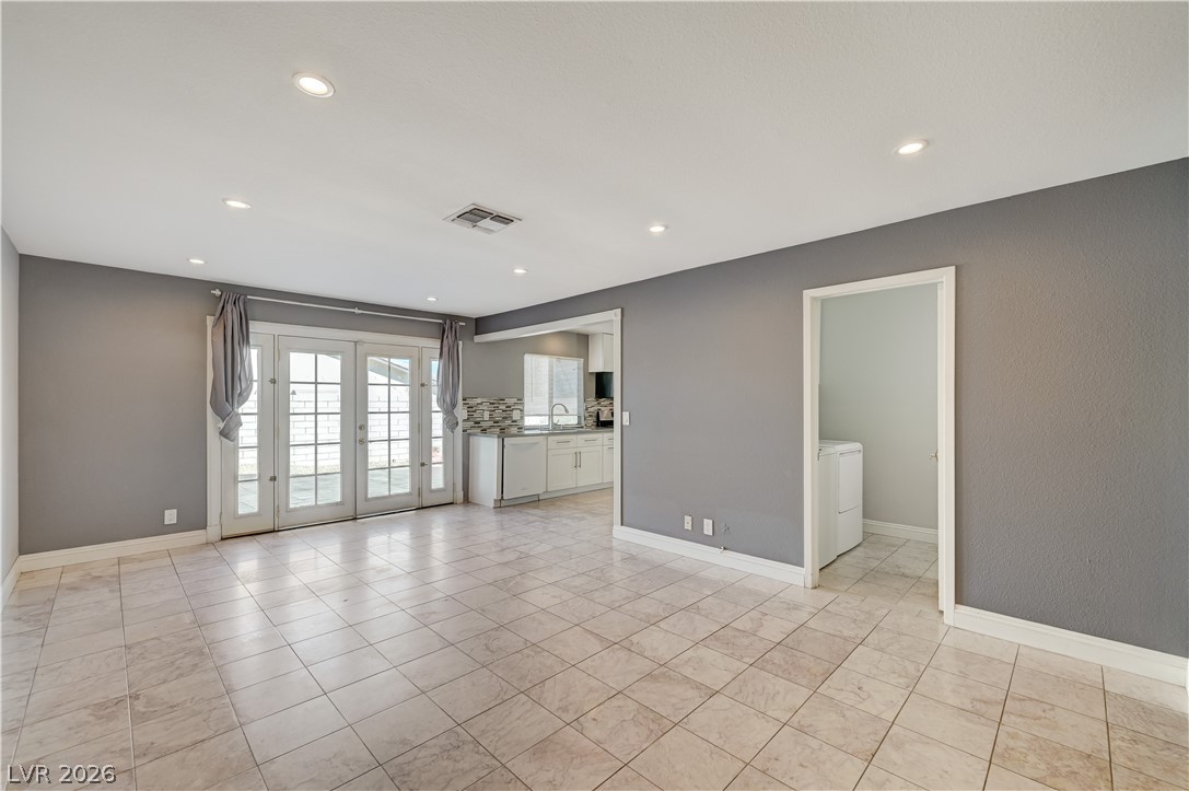 6635 Costa Brava Road Las Vegas, NV 89146 - Photo 21 of 59