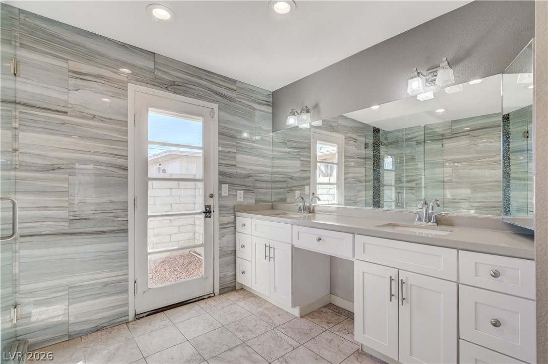 6635 Costa Brava Road Las Vegas, NV 89146 - Photo 30 of 59