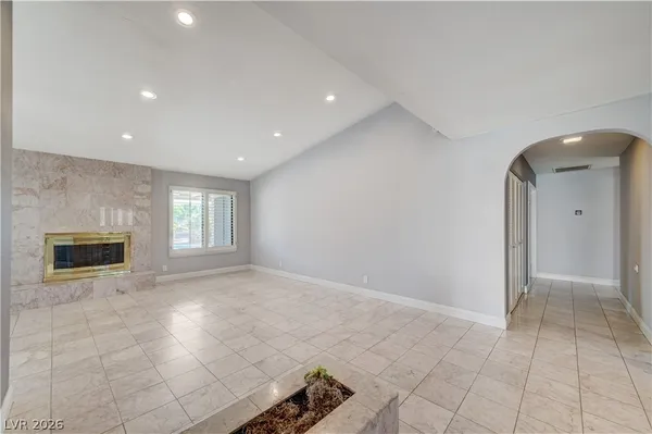 $3,195 | 6635 Costa Brava Road, Las Vegas, NV 89146