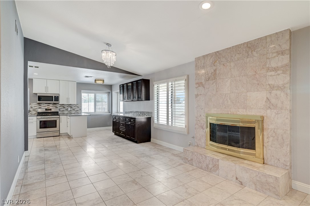 6635 Costa Brava Road Las Vegas, NV 89146 - Photo 9 of 59