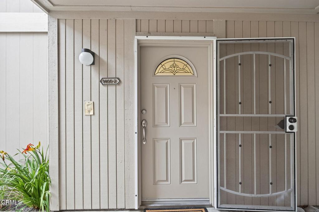 1466 San Simeon Court, Unit 2 Ventura, CA 93003 - Photo 38 of 41 a view of entryway with livingroom
