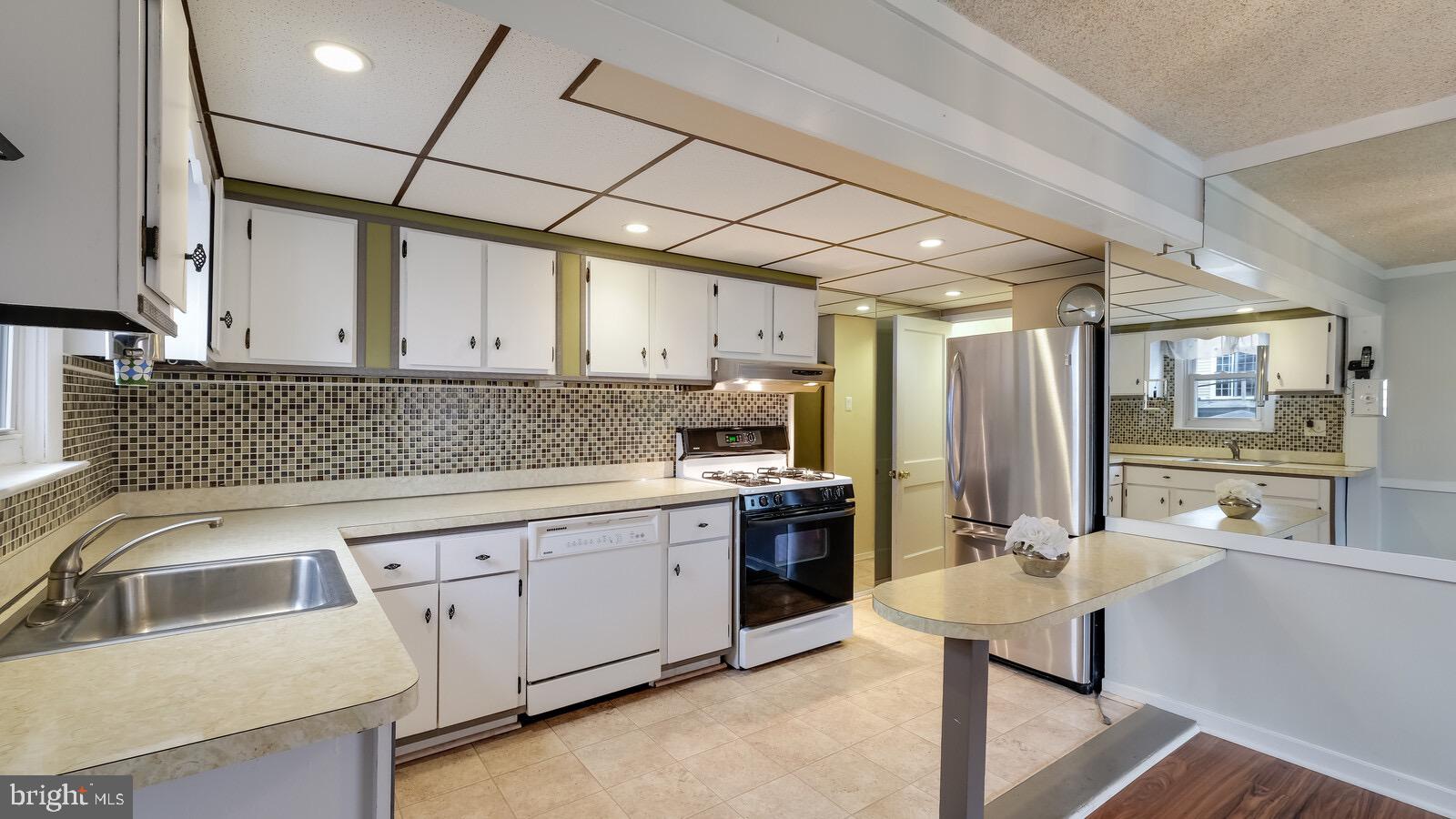 801 Grant Road Folcroft, PA 19032 - Photo 16 of 26