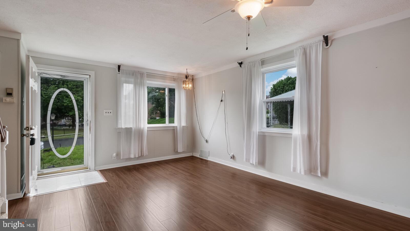 801 Grant Road Folcroft, PA 19032 - Photo 10 of 26