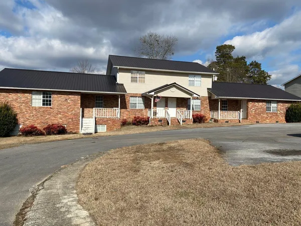 $1,295 | 56 Bell Road, Unit E, LaFayette, GA 30728