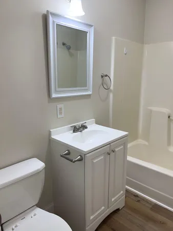 $1,295 | 56 Bell Road, Unit E, LaFayette, GA 30728