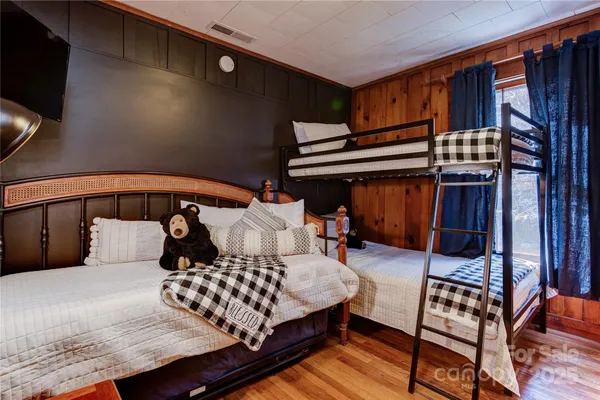 $499,000 | 4050 Pickens Highway, Rosman, NC 28772