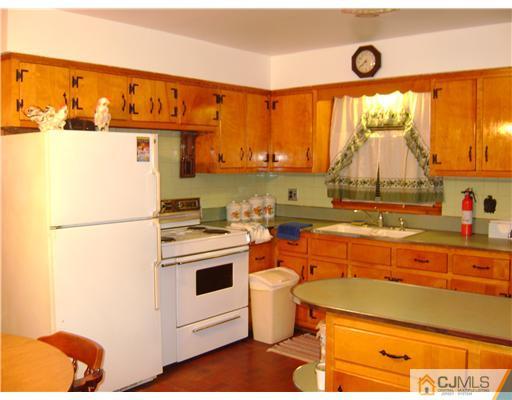 44 Morningside Road Colonia, NJ 07067 - Photo 5 of 17