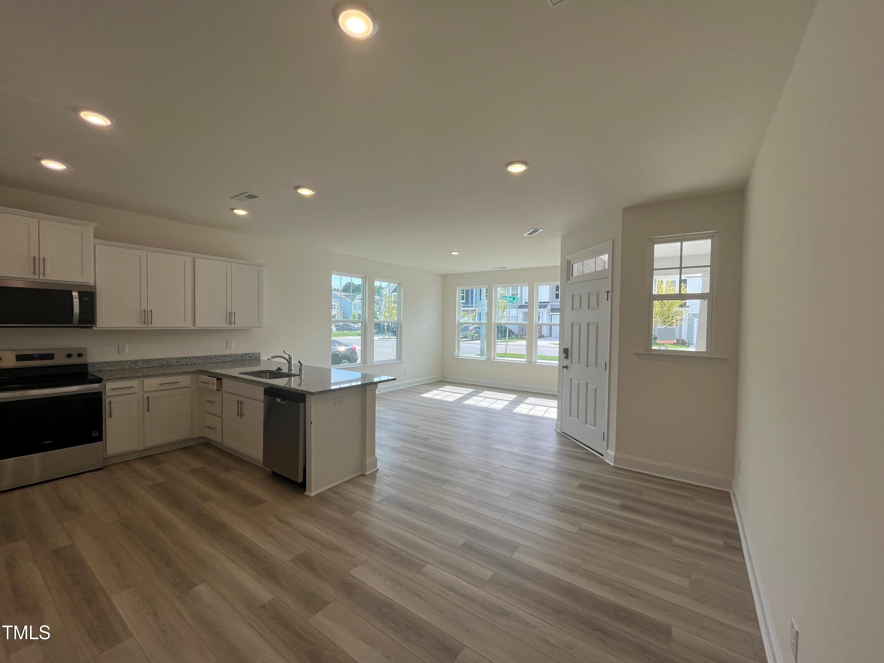 6129 Arsenal Avenue Raleigh, NC 27610 - Photo 8 of 34 Kitchen/Family room