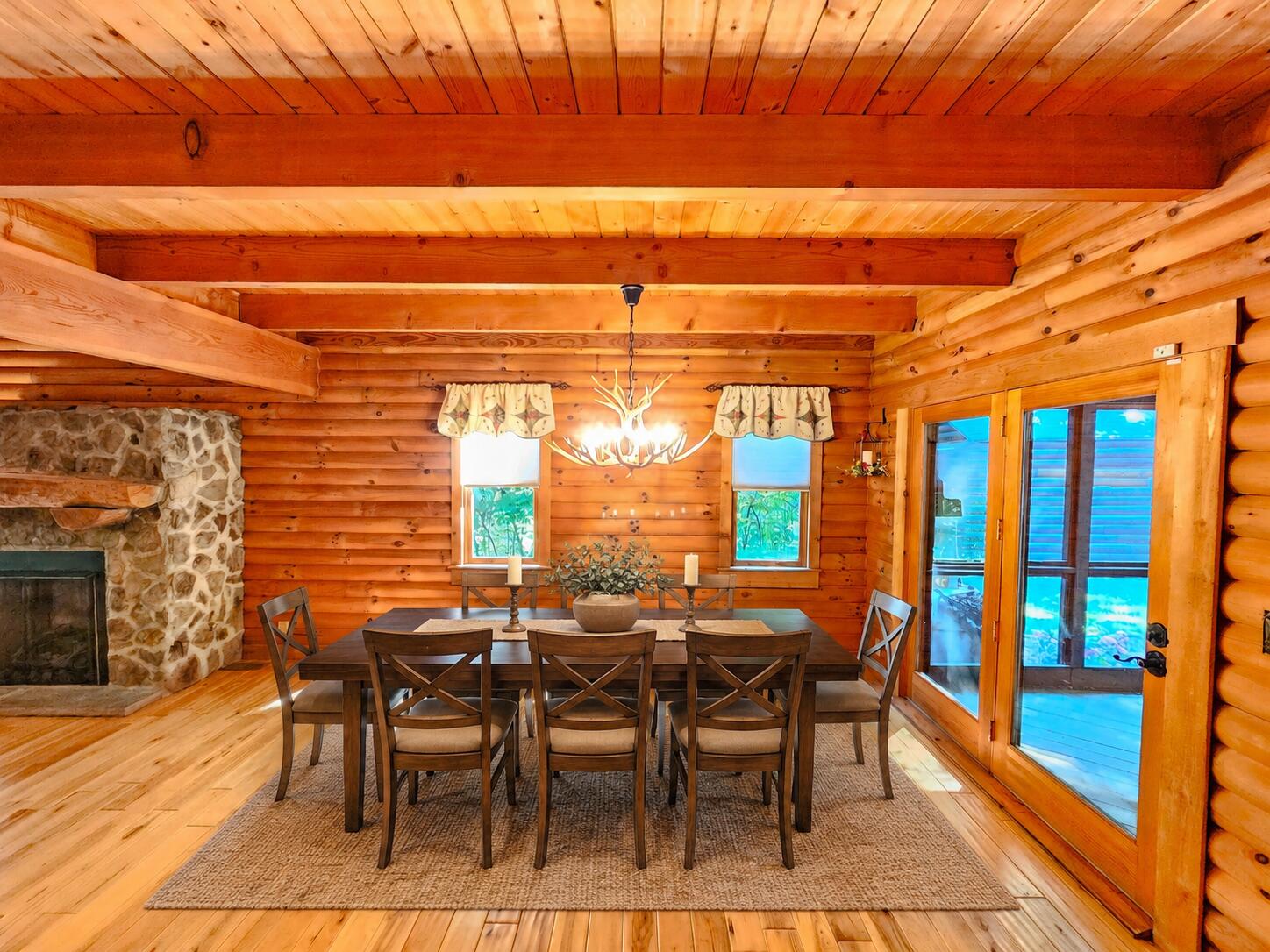 634 Zimmerman Road Blue Ridge, VA 24064 - Photo 23 of 55 VIRTUALLY STAGED-Dining Room