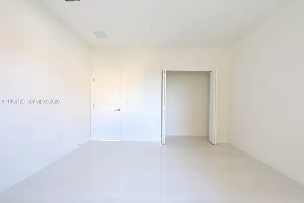 $5,000 | 15631 Southwest 11th Terrace, Miami, FL 33194