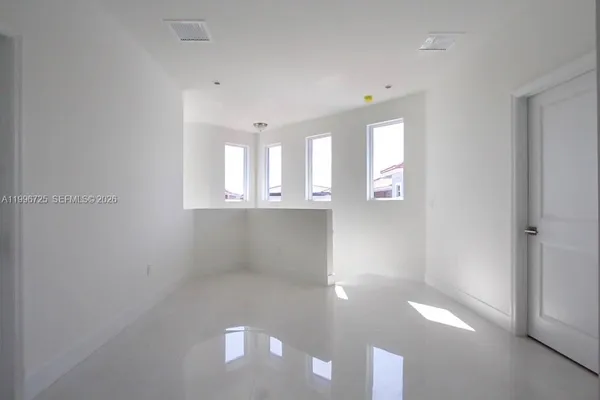 $5,000 | 15631 Southwest 11th Terrace, Miami, FL 33194