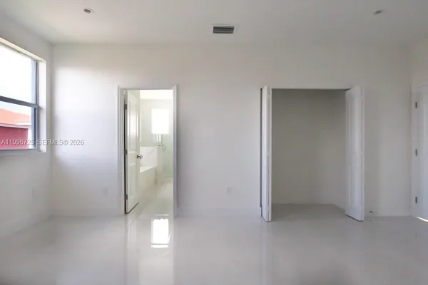$5,000 | 15631 Southwest 11th Terrace, Miami, FL 33194