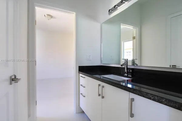 $5,000 | 15631 Southwest 11th Terrace, Miami, FL 33194