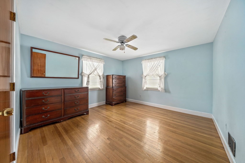 82 Rinaldo Road Weymouth, MA 02191 - Photo 14 of 34