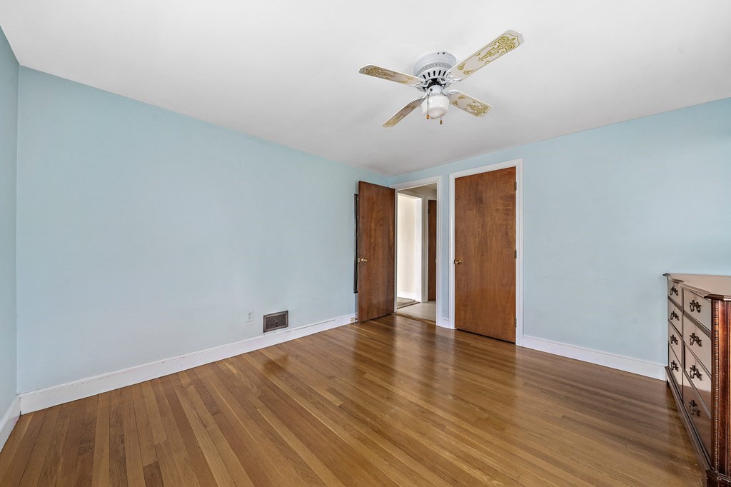 82 Rinaldo Road Weymouth, MA 02191 - Photo 15 of 34
