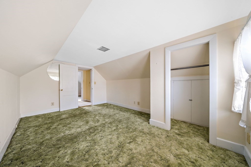 82 Rinaldo Road Weymouth, MA 02191 - Photo 17 of 34