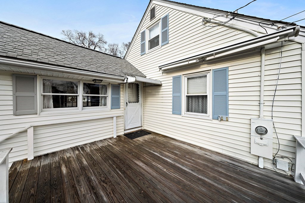 82 Rinaldo Road Weymouth, MA 02191 - Photo 28 of 34