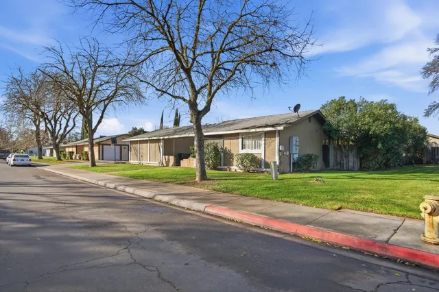 $739,900 | 3325 Sherwood Avenue, Modesto, CA 95350